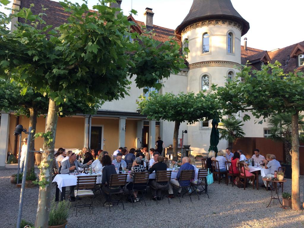 Schloss Brunnegg Hotel Kreuzlingen Exterior foto